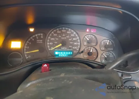 2000 Chevrolet Silverado 1500 из США, поврежденный, VIN 1GCEK14V4YE424839